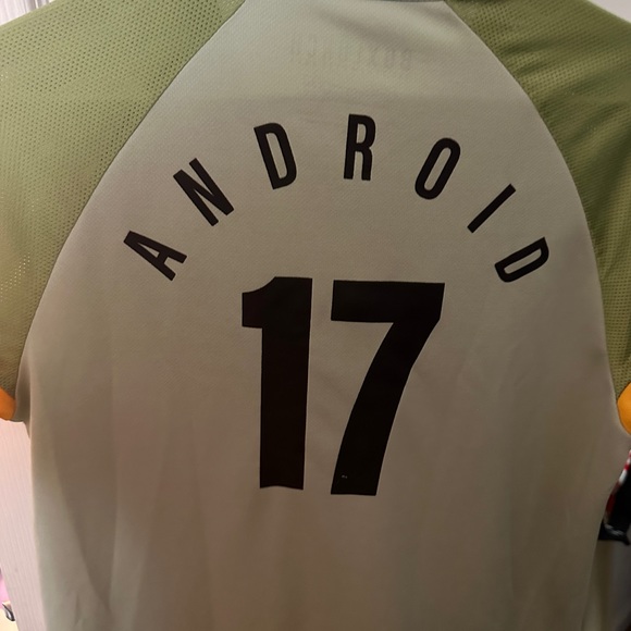 Dragon ball z shirt - Picture 3 of 3